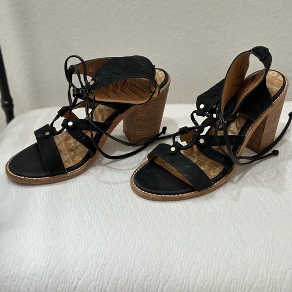 Dolce Vita Luci Black Ghillie Lace Up Stacked Heel - Picture 4 of 5